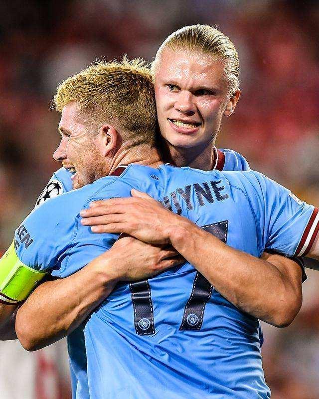 击发窗口被 击发窗口被